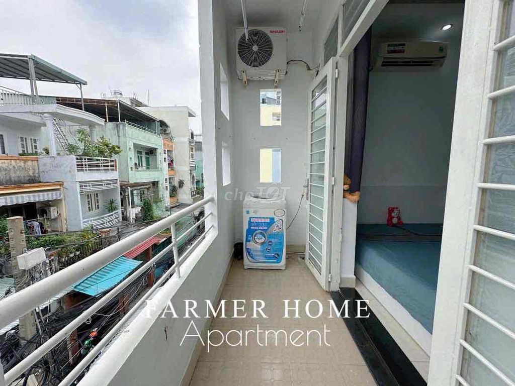 Rent a building with a balcony, private wash-house with elevators.