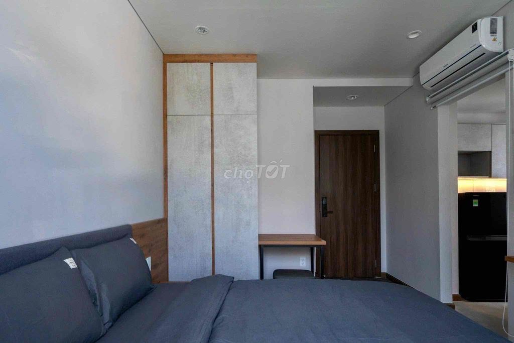 Rent a high-class apartment.