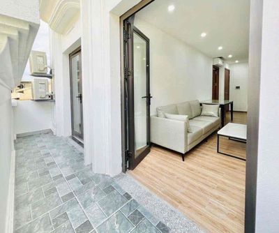 upper apartment at Phú Nhuận intersection near cv Hoàng Văn Thụ