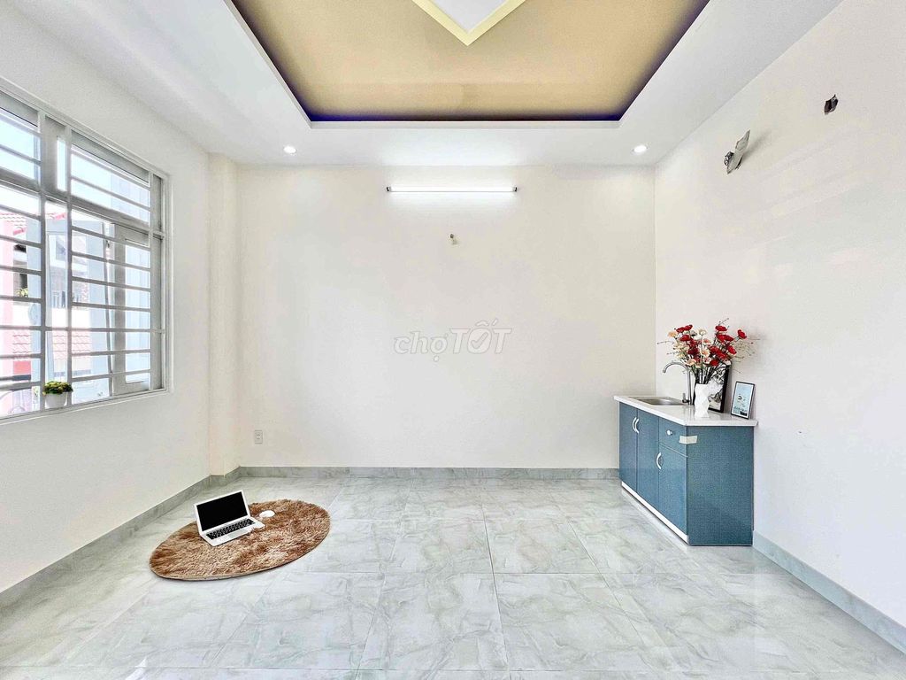 30 M2 wide balcony available, just Tây Lân.