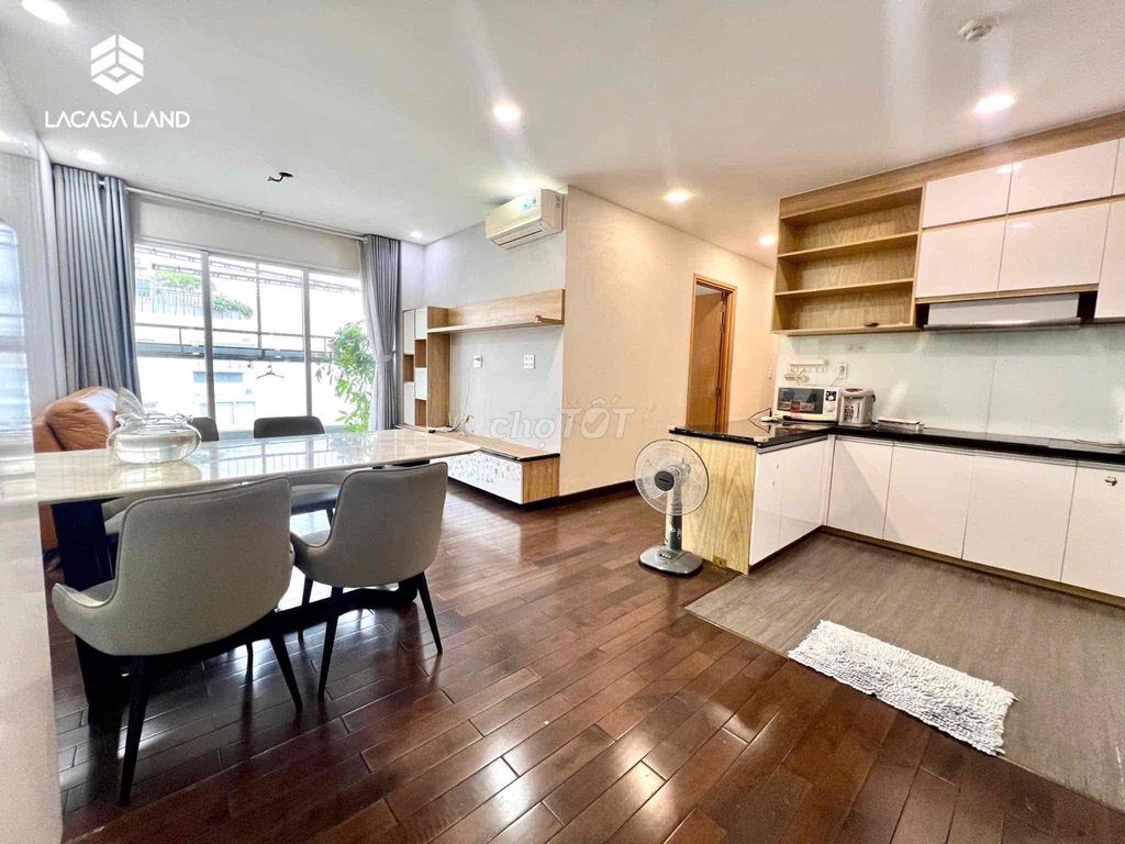 Three Charmington La Pointe Full Bedrooms