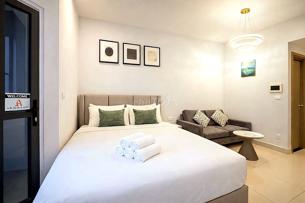 Studio RiverGate 151 Bến Vân Đồn for long-term leases
