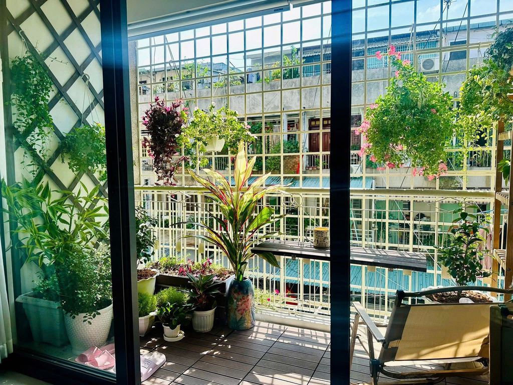 Need to rent apartment 590 in August 3rd District Revolution, 10 million a month.