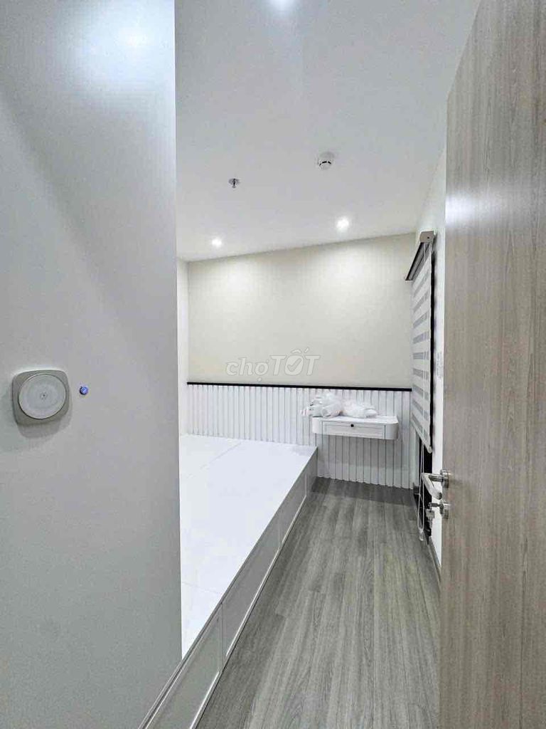 Two bedrooms full-on vincom, beautiful fireworks park.