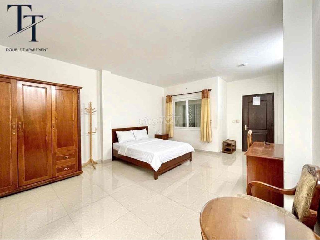 One bedroom, 40 mmm, machine, Chief Commander Bason, Commander of Staff 1.