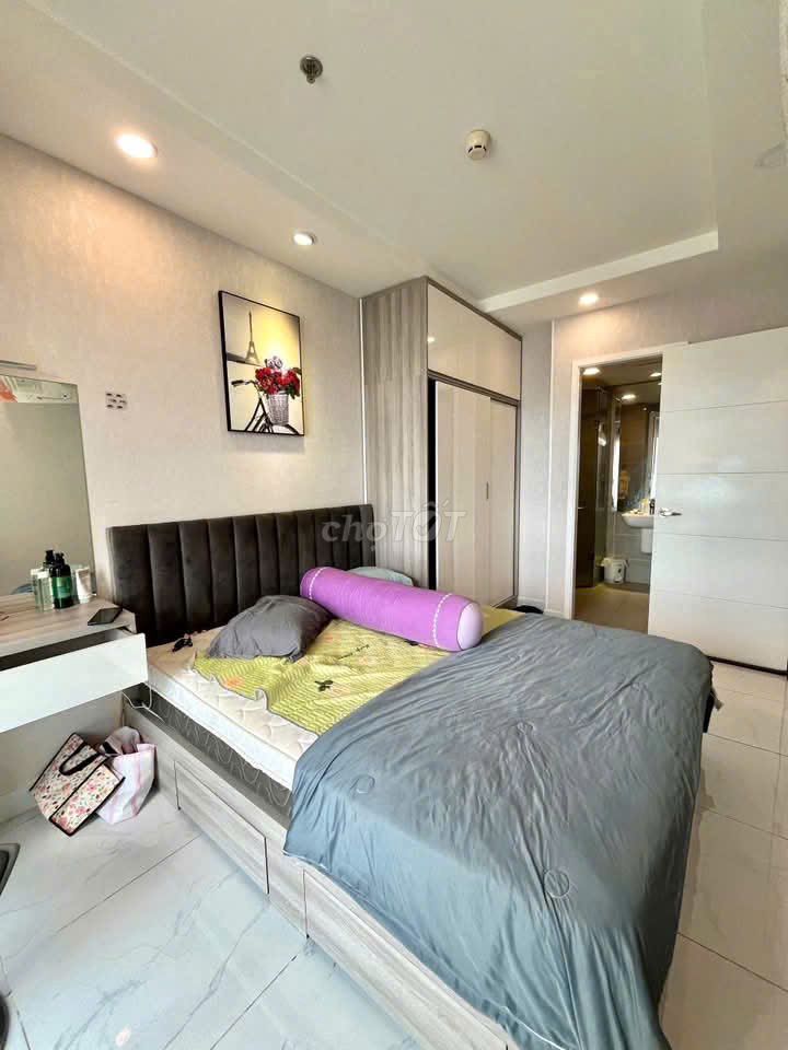 Central building, Phạm Văn Hai, tb: 15 million, ntc, 2 bedrooms, 65 m2