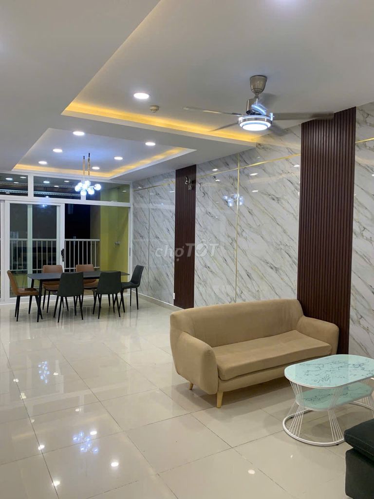Rent Belleza's apartment, 124 meters, 3 bedrooms, 2 toilets with a piece of furniture cost 14 million.