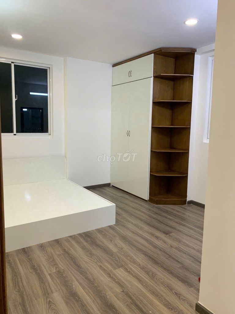 Rent Belleza's apartment, 124 meters, 3 bedrooms, 2 toilets with a piece of furniture cost 14 million.