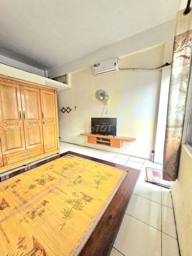 Building 468 Pestilence, p. Happiness, volume 76 meters, two bedrooms, 10/th.