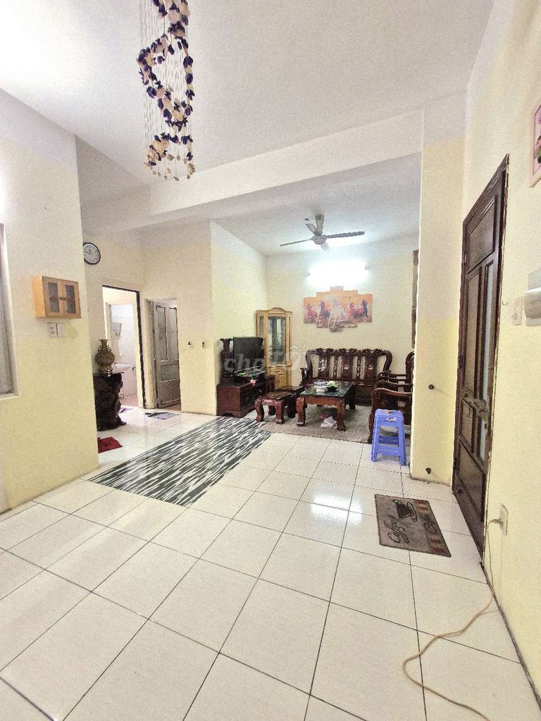 Building 468 Pestilence, p. Happiness, volume 76 meters, two bedrooms, 10/th.