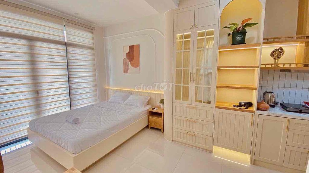 The studio's department/ window is Vạn Phúc City, new house 100%.