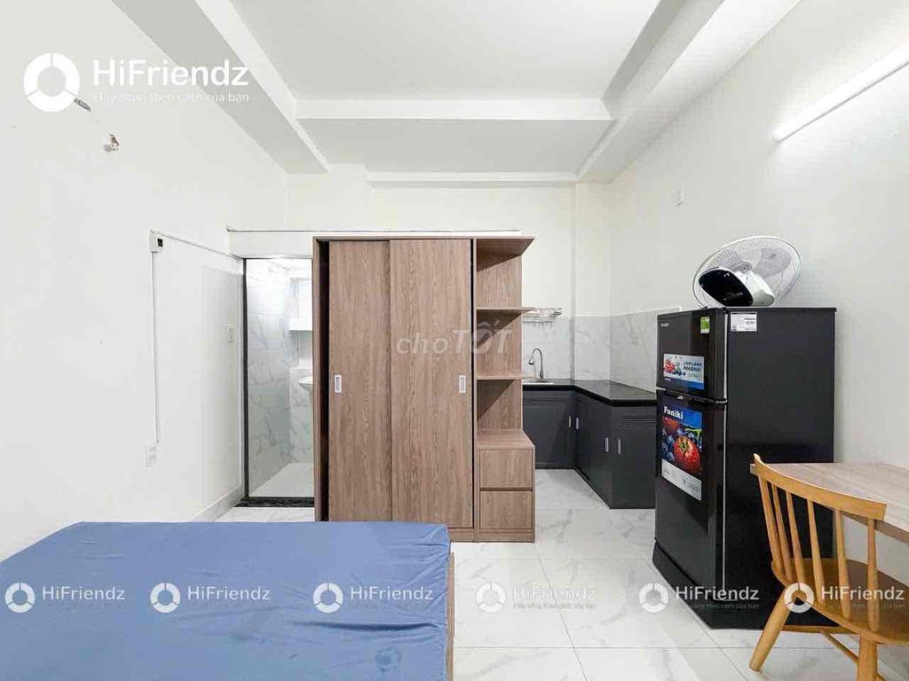 Like a room near kcx, a new studio in the seventh quarter is cheap.