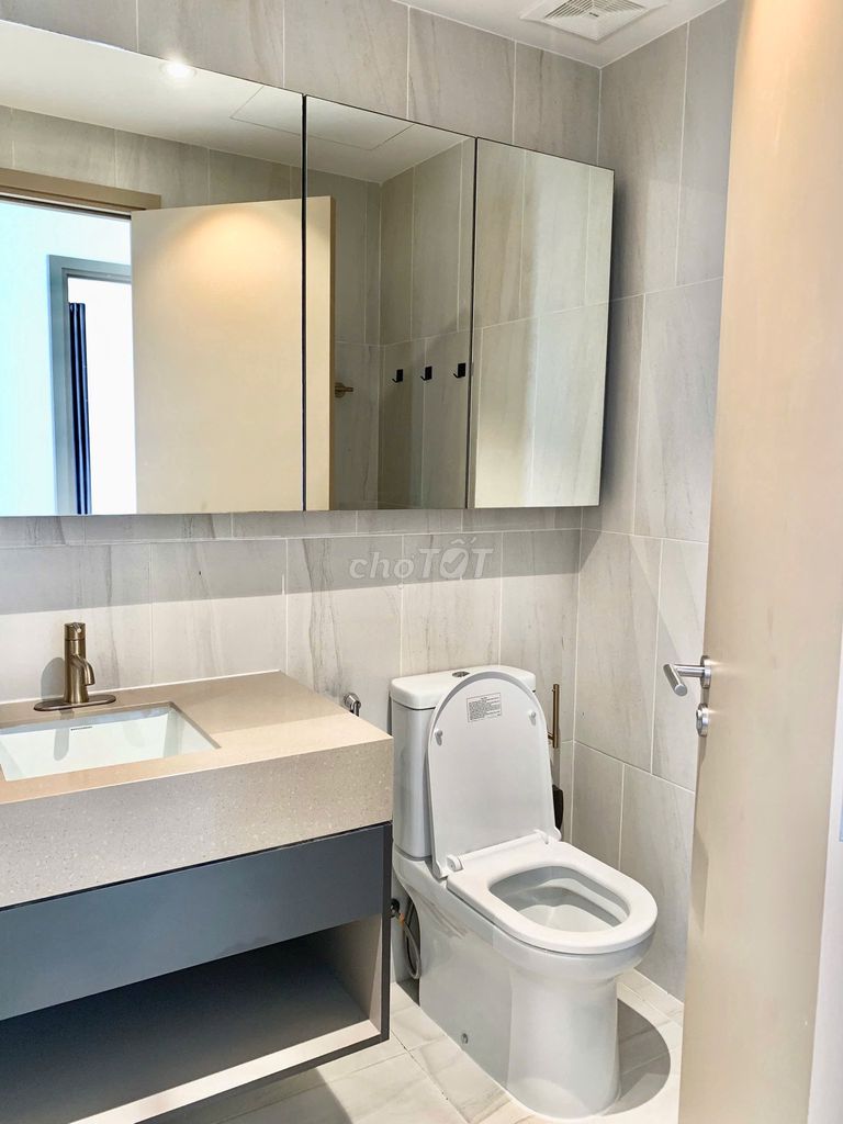 Rent The Antonia- 81 meters, 2 bedroom 2 toilets, full interior, good price
