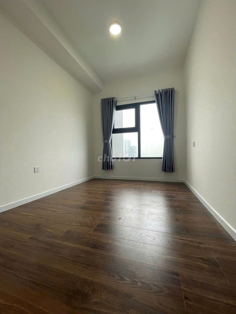 For renting The Privia-- 2 bedrooms-- 11 million a month.