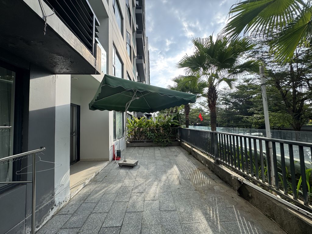 New City - rent apartment 2 bedroom - full interior - open garden yard