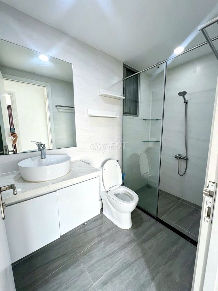 Rent apartment 1. 5 million.