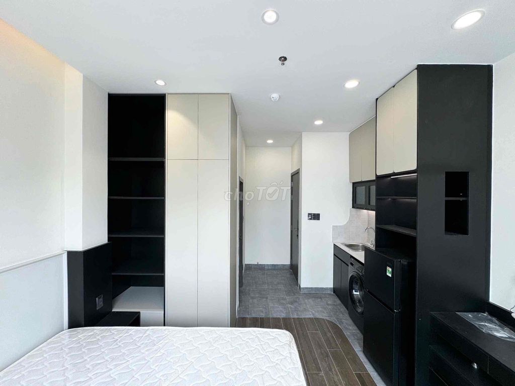 Rent mini-room, full high-end furniture, cool balcony