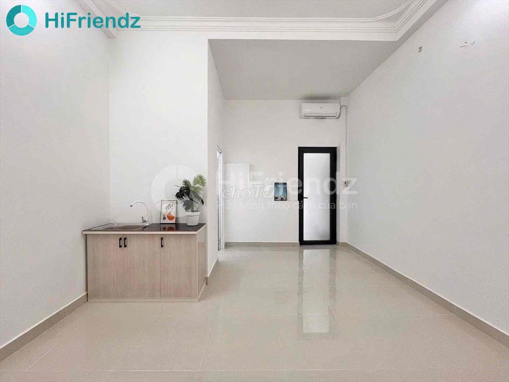 Rent a white service apartment.
