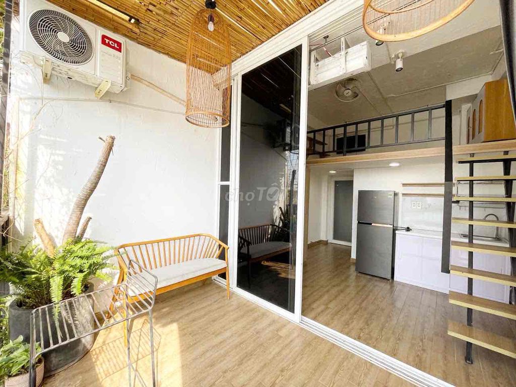 EARLY Nguyễn Duy Trinh air-free balcony & filled with light