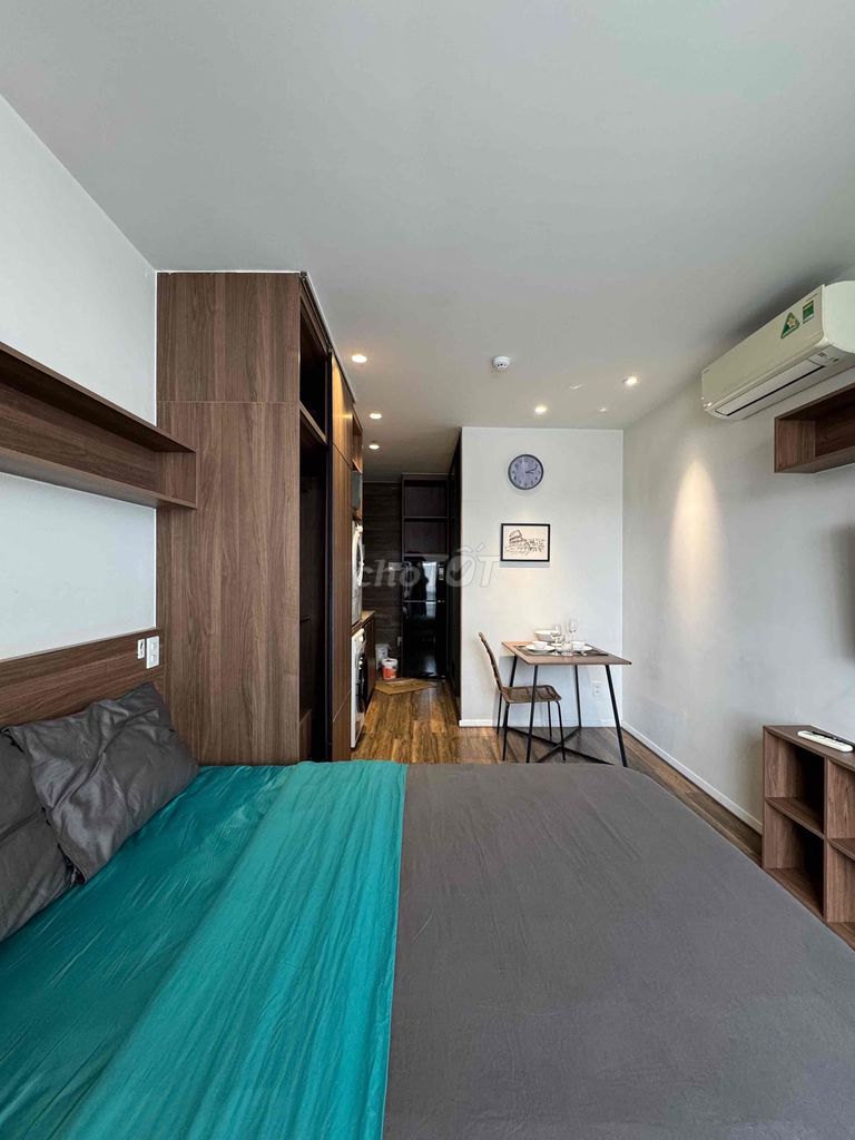 Opens the new apartment 100% in District 10, near the Great Hall of Malthus, Océane, cmt8