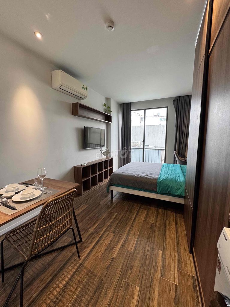 Opens the new apartment 100% in District 10, near the Great Hall of Malthus, Océane, cmt8