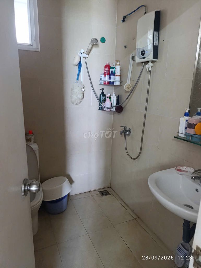 Share small room in Citihome apartment - just looking for men