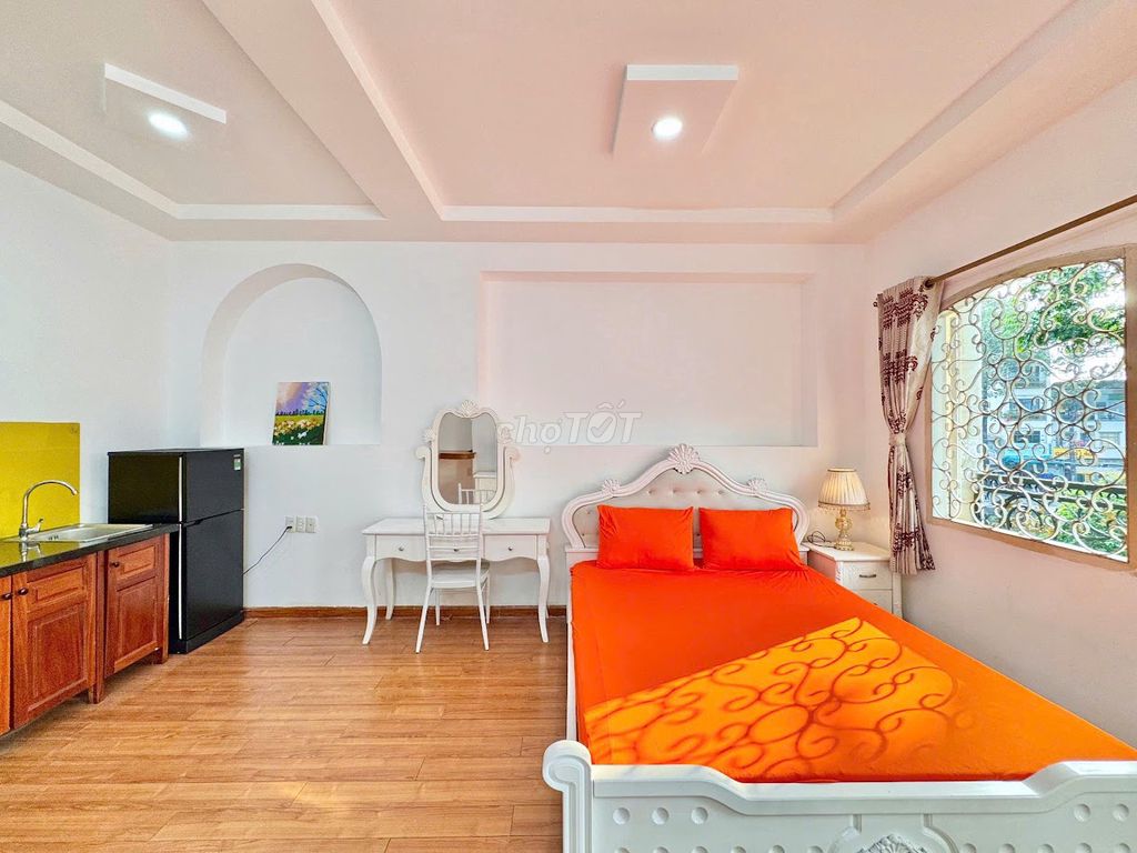 Viewhowowowowowowowowowowowow, 40 M2 Highland Hall, Lê Văn Sỹ.