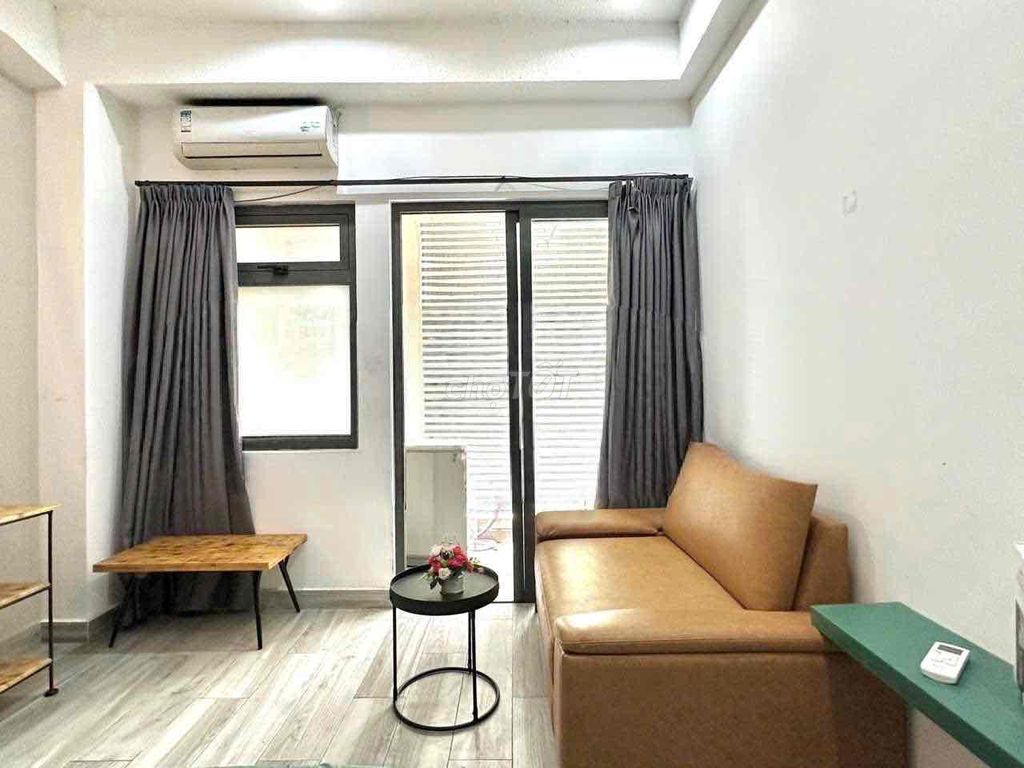 Rent room.