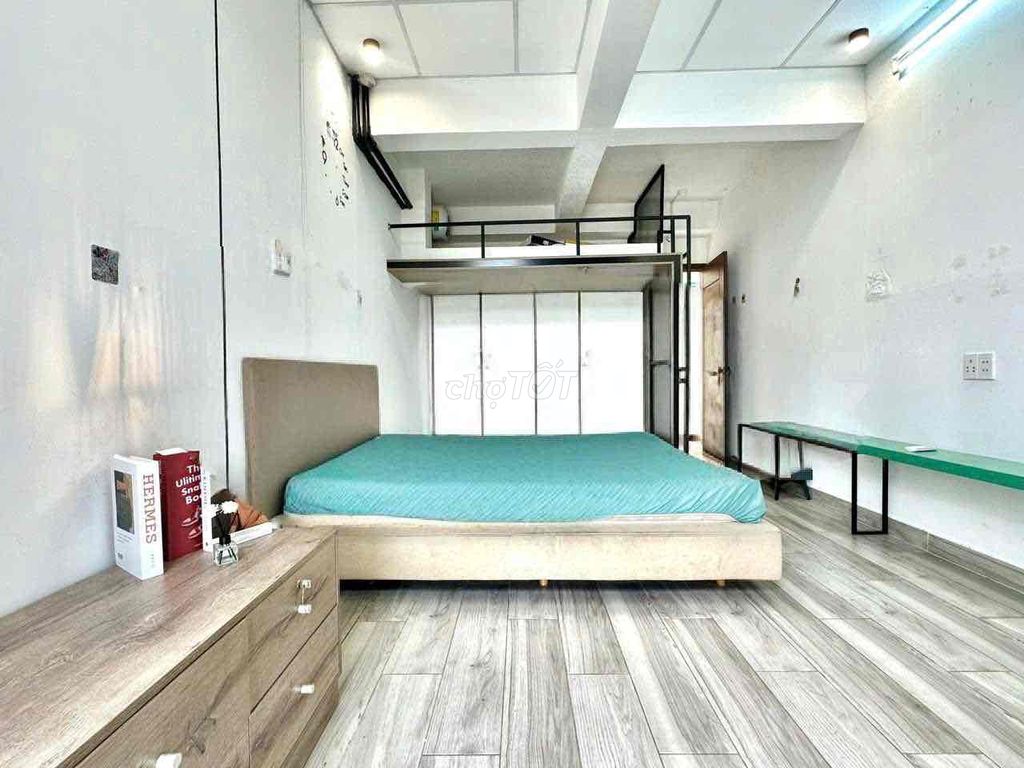 Rent room.