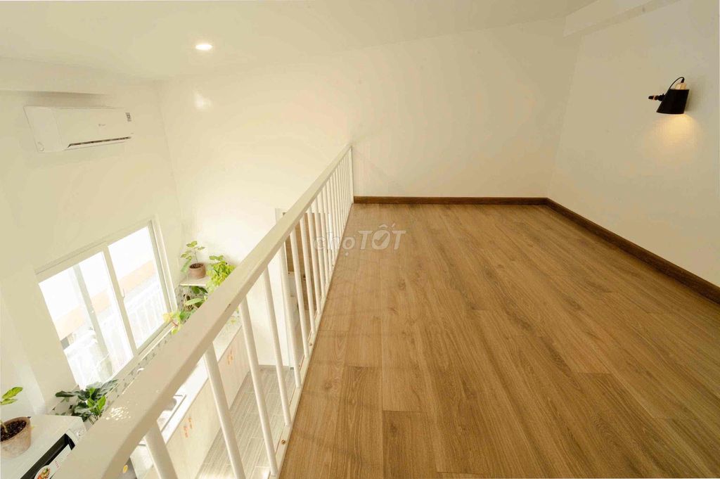 We're going to rent out Trương Văn Bang Street.