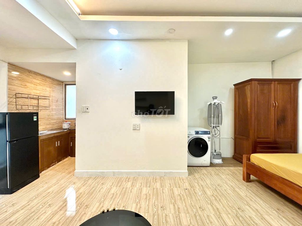 apartment full interior near bv from the top, chess market