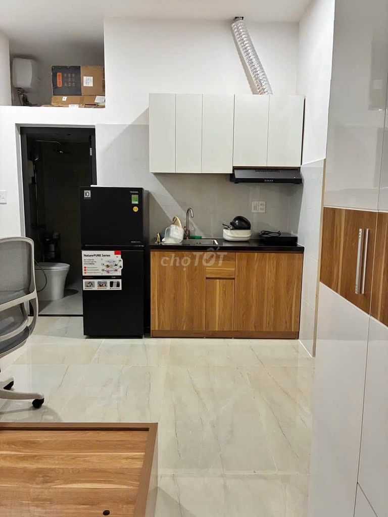Pass contract apartment full interior Thái Văn Lung, ~3.3 million a month