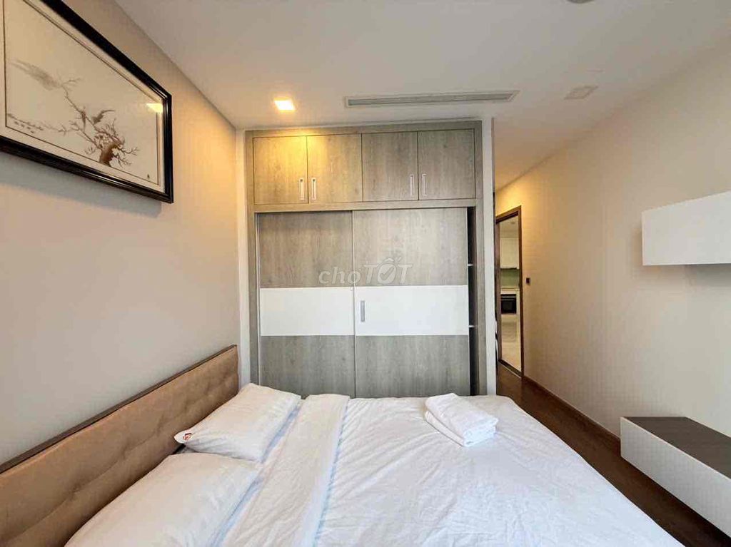 Rent two full bedrooms - Vinhomes Central Park