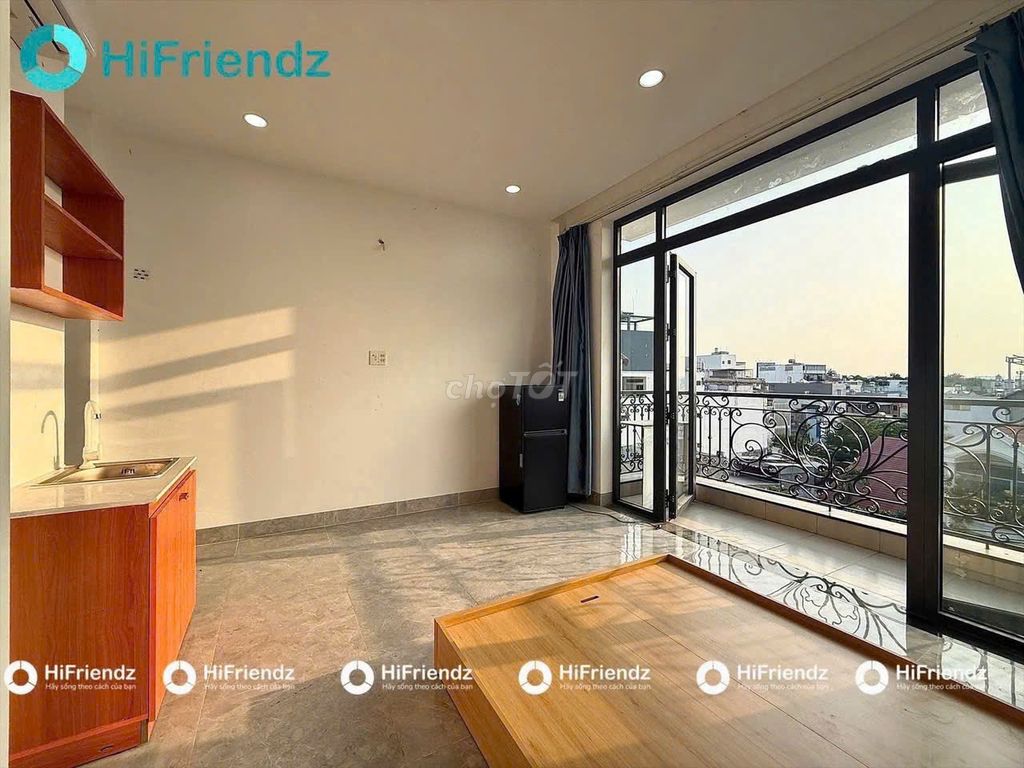 The new balconies are 100%-full furniture - right around the corner oftte mart Gò Vấp