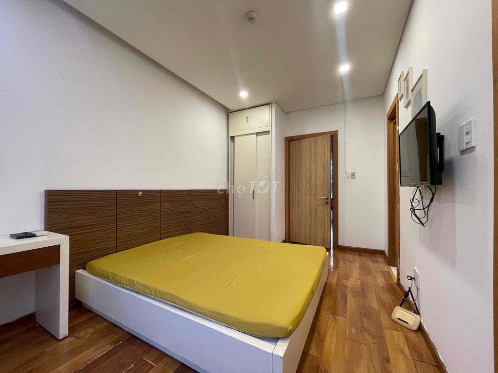 Pass the Studio Shafttop Room, trần đình xu, District One for you.