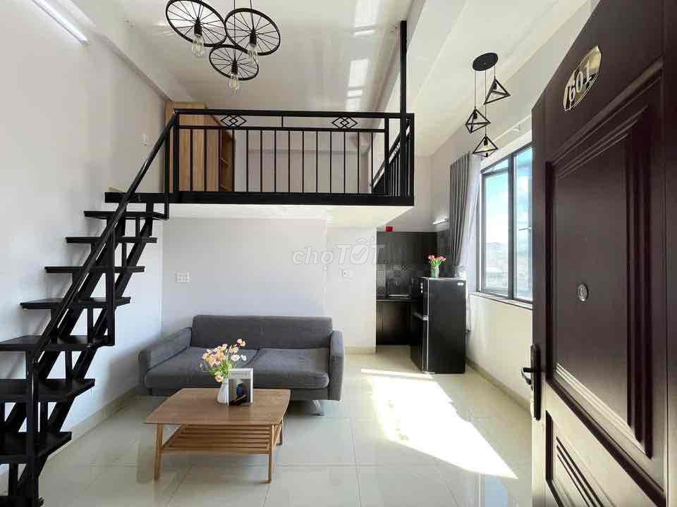 Super Dupix, the City Book Door, right on Linh Xuân-Plain Bridge.