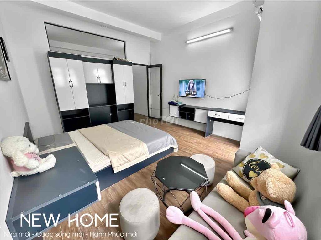 Rent a free bedroom, please.