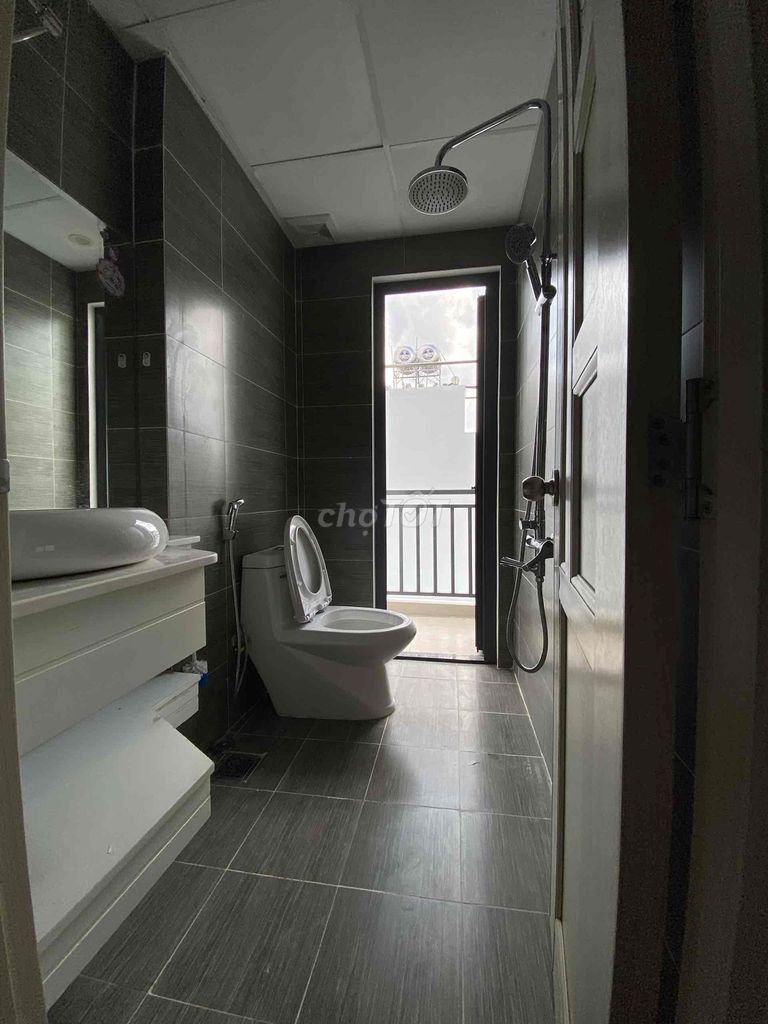 Rent the apartment. Tân Bình . - Near station T3 - Hoàng Hoa Thám.