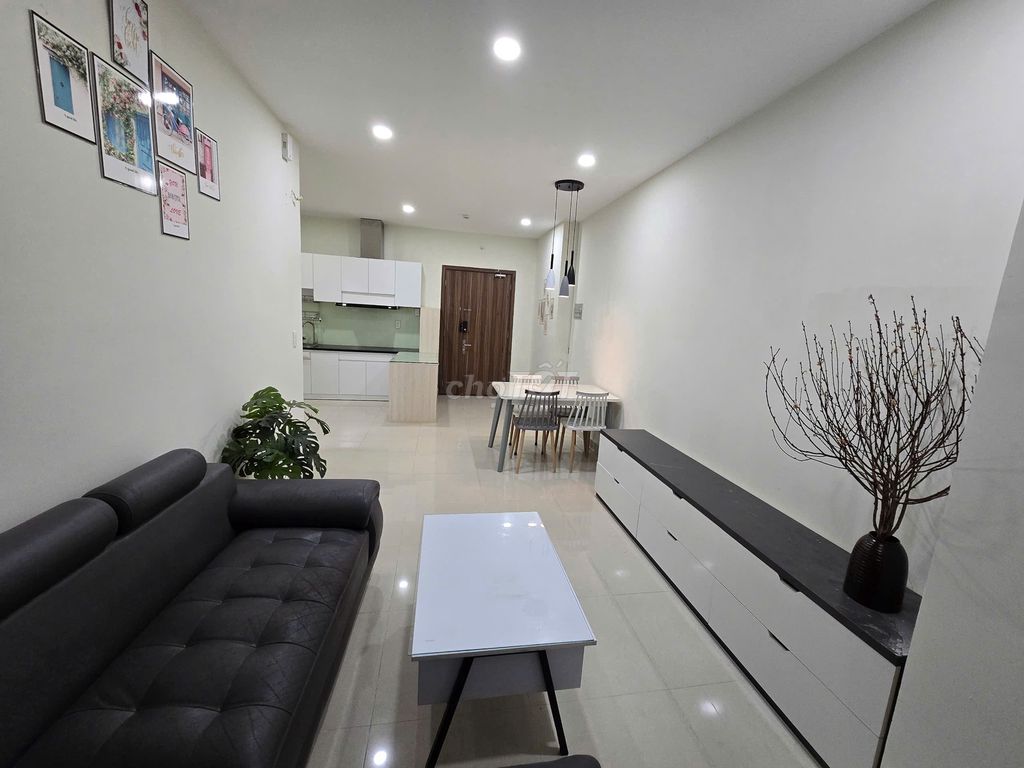 Topaz Elite 3 bedrooms empty 12 million a month- Full interior 16 million a month.
