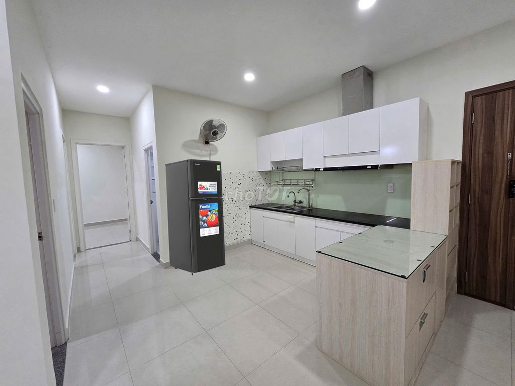 Topaz Elite 3 bedrooms empty 12 million a month- Full interior 16 million a month.