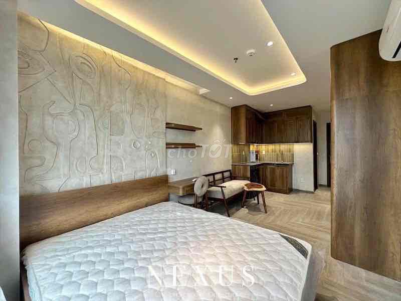 Studio Lê Đức Thọ.