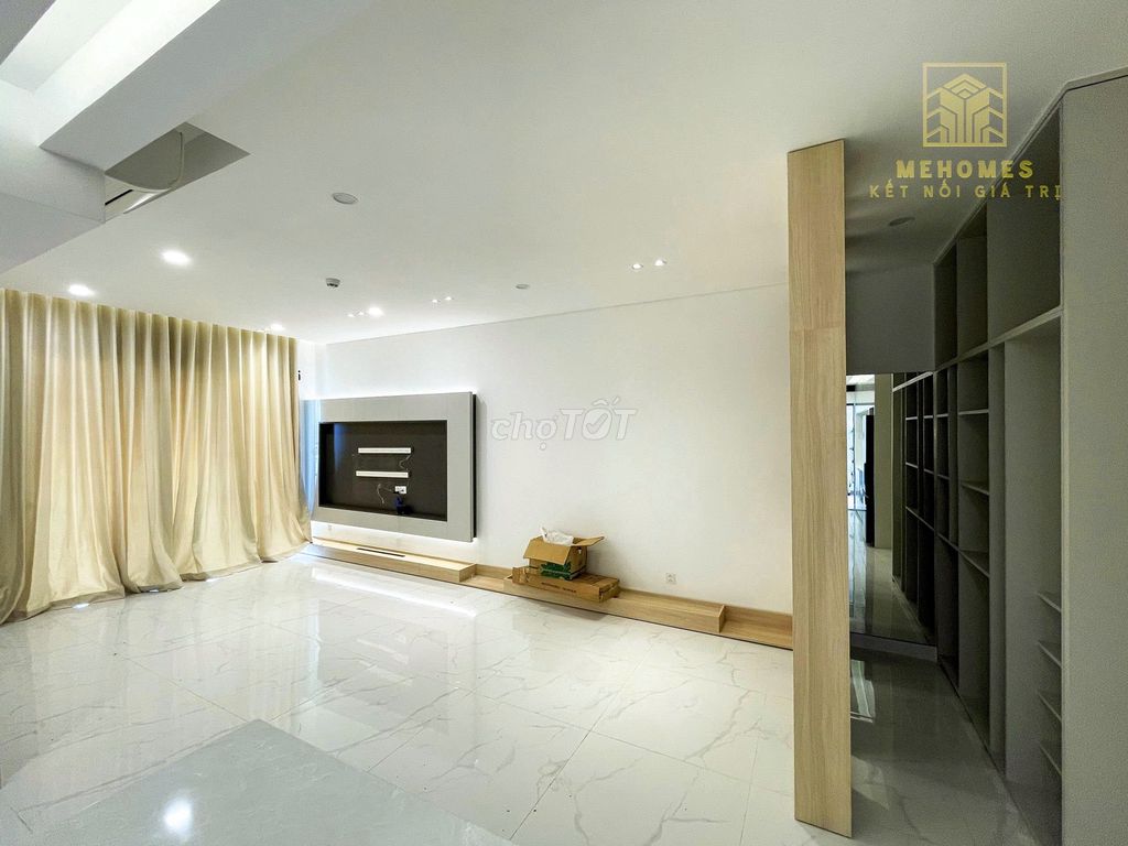 The Diamond Alanta double is 117 meters. Three-story 10-story bedrooms wide. Only 20 million.