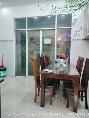 House 1 305. 5th floor x11 meters 3 Room 3 Nguyễn Trung Nguyệt toilet