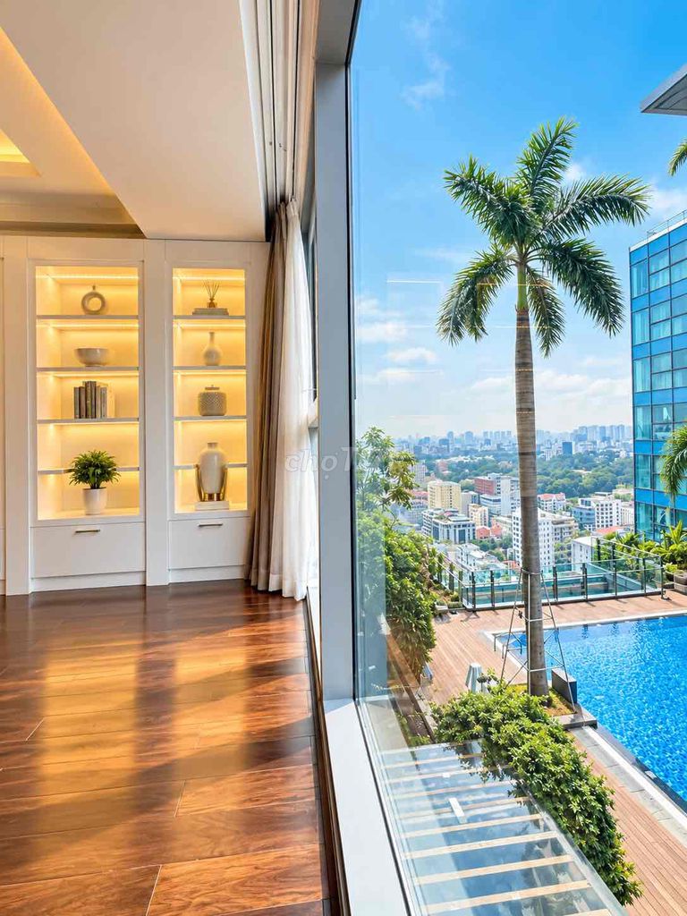We're going to hire vincom to start 72 Lê Thánh Tôn-- 1st District 1: 160 m2