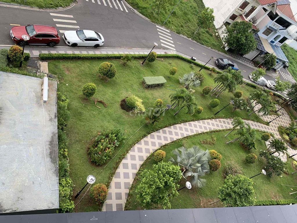 The owner rented two bedrooms of the river Full interior Homyland riverside District 2