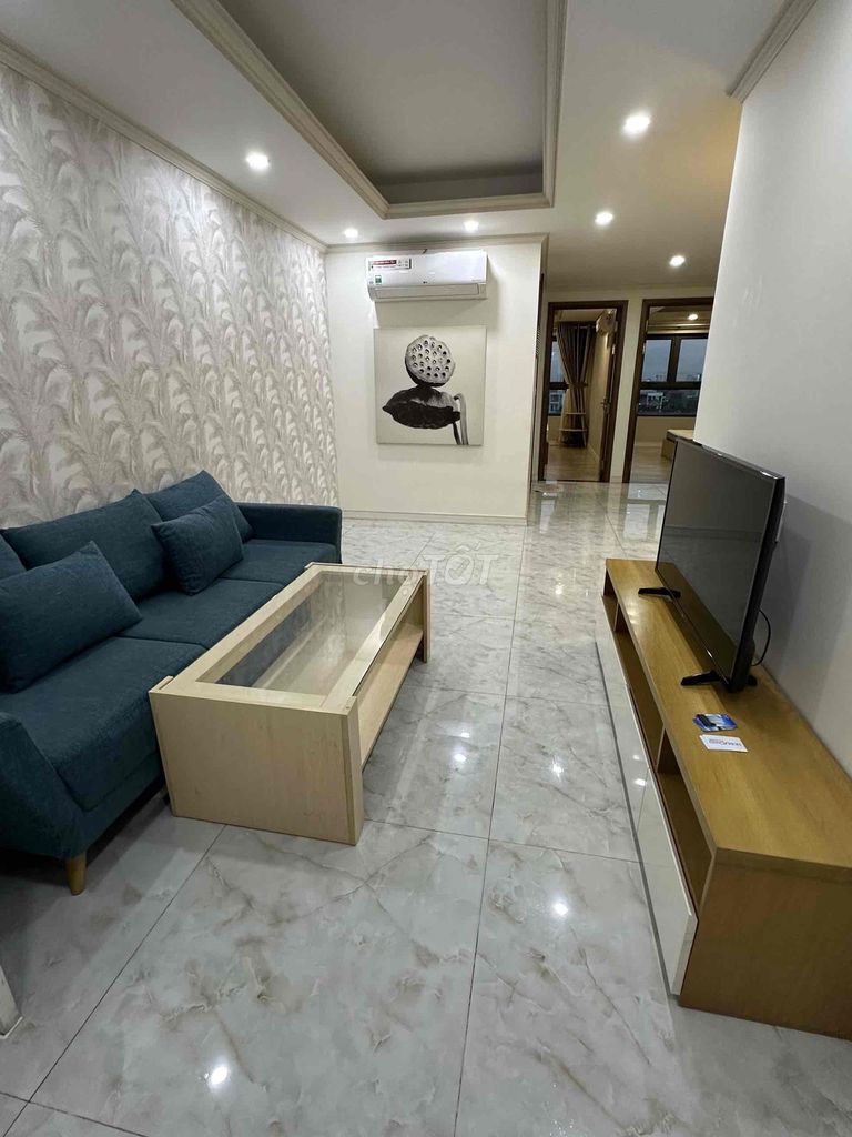 The owner rented two bedrooms of the river Full interior Homyland riverside District 2