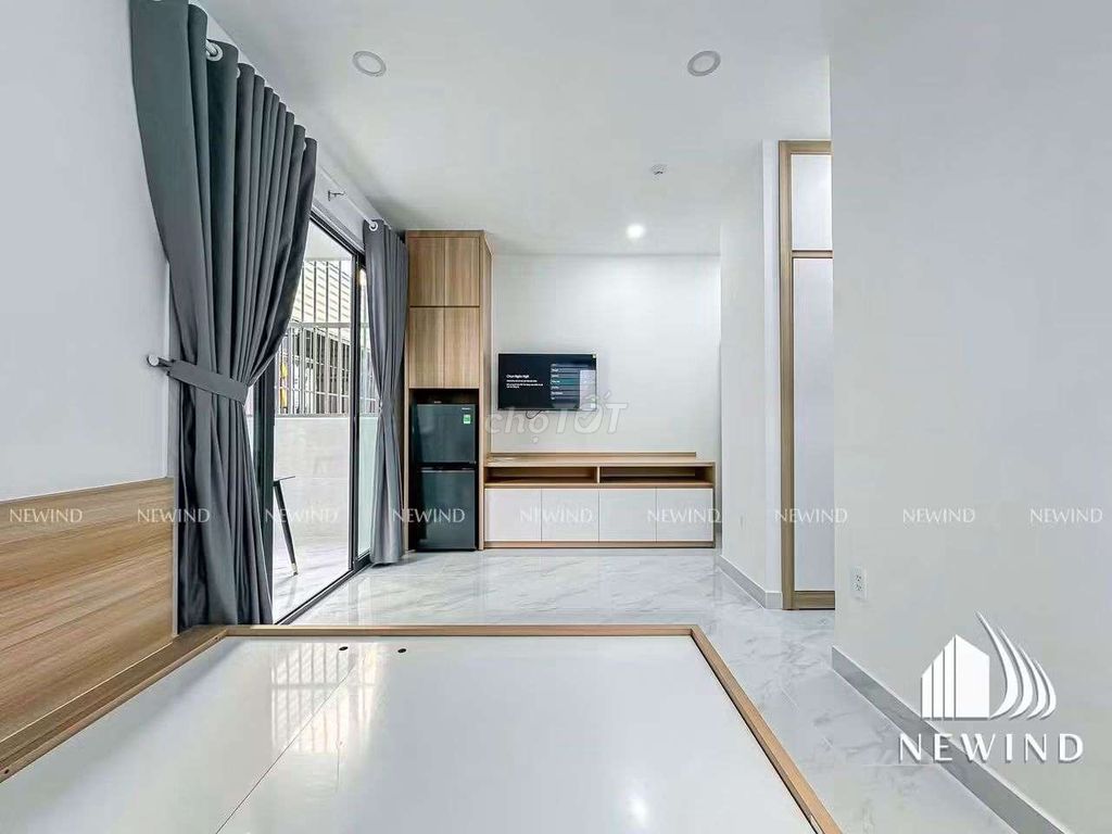 Opening the upper apartment--right Trương Thị Hoa-- cvpm average.