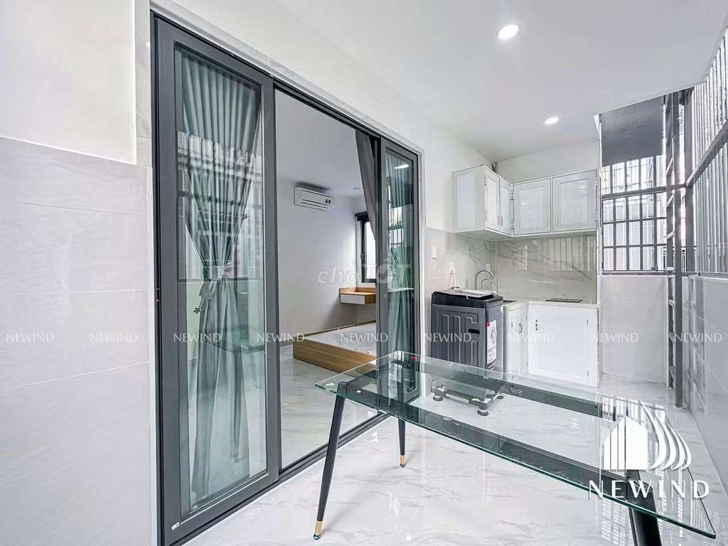 Opening the upper apartment--right Trương Thị Hoa-- cvpm average.