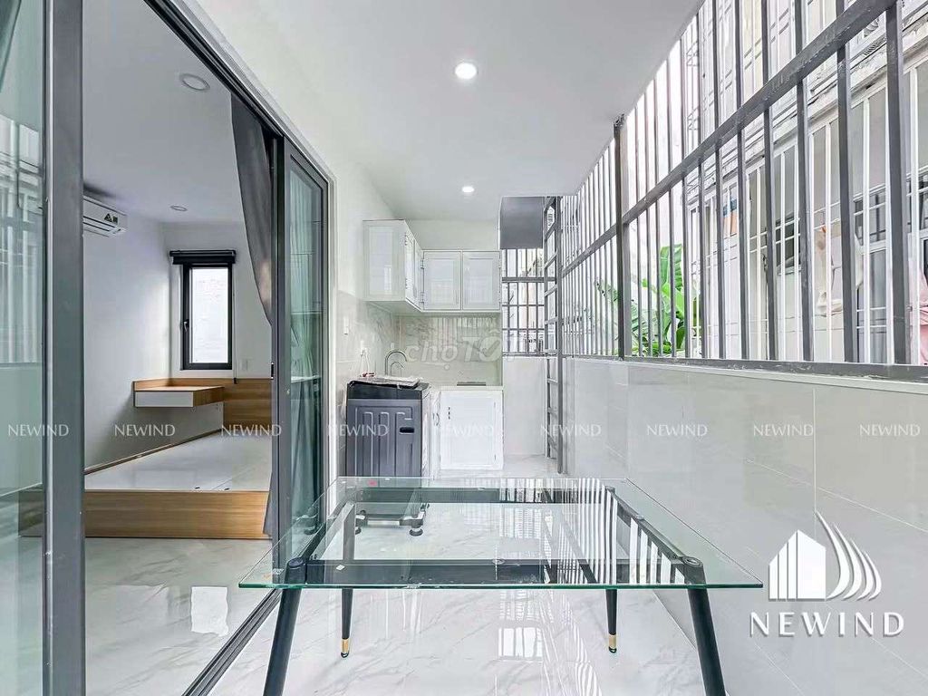 Opening the upper apartment--right Trương Thị Hoa-- cvpm average.