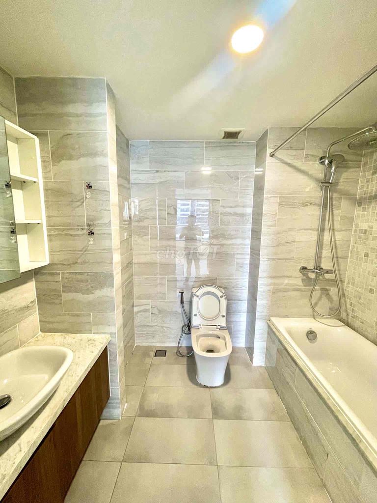Rent two bedrooms - ntcb costs 18 million and a lot of them in Kingdom